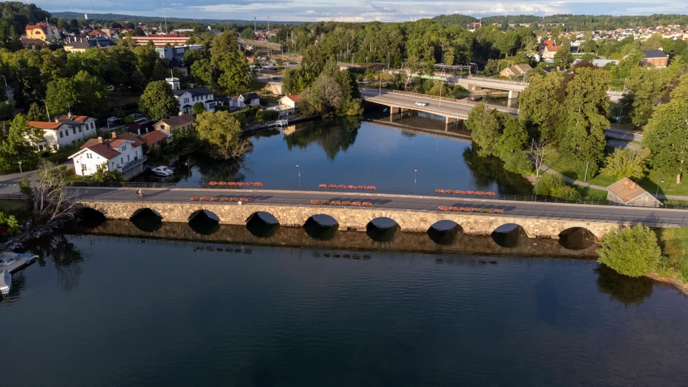 Motala ska få ett nytt näringslivsråd. Men politikerna är inte överens.