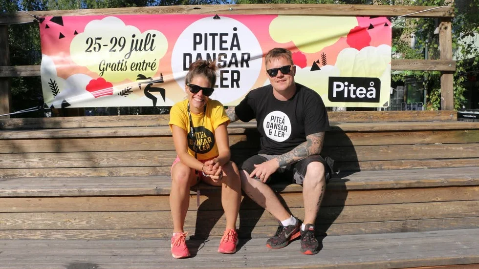 Fredrik Nilsson och Jenny Lindberg har tryckt upp en extrabilaga med information om årets PDOL.