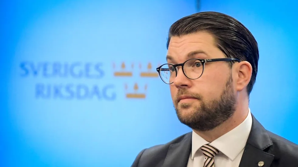 Jimmie Åkesson (SD) leder ett parti som grundades av nazister.