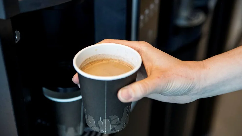 Gratis kaffe och te för alla kommunanställda under arbetstid. Det erbjuder i dag Luleå kommun, men i Piteå finns inga sådana planer