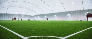 Då kan föreningarna träna i fotbollshallen