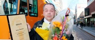 SpÅrets förare 2011 är utsedd - När Jonny Wessman kör spårvagnen kan passagerarna vara lugna