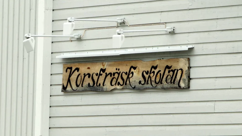 En elev på Korsträskskolan har vid upprepade tillfällen utsatts för fysiska och verbala attacker.