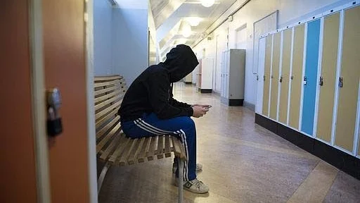 Rutinmässiga sökningar med knarkhund görs inte i högstadieskolorna. I fallet med 16-åringen kom helt enkelt ett tips utifrån, som gjorde att saken kontrollerades. (Arkivbild)