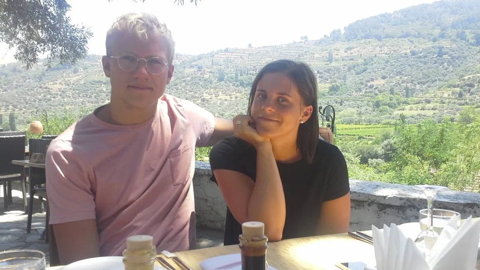 Avsked. " Även om vi nu går skilda vägar efter den här resan så tycker jag att det har varit otroligt roligt", sade Erik Nilsson när han och Ida Bengtsson konstaterade att de inte blivit kära.
Fotograf: TV4