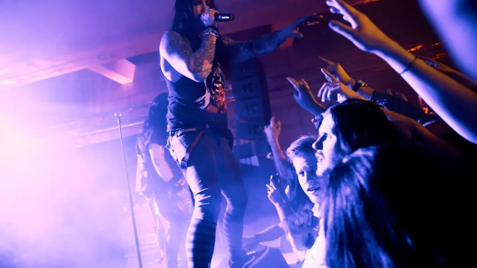 Hardcore superstar.