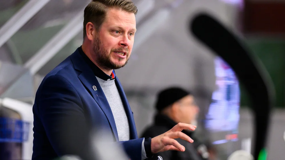 Tingsryds tränare Fredrik Glader tycker att hans lag borde ha fått med sig fler än ett poäng mot Västervik senast lagen möttes.