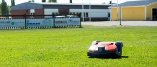 Majsan klipper fotbollsplanen