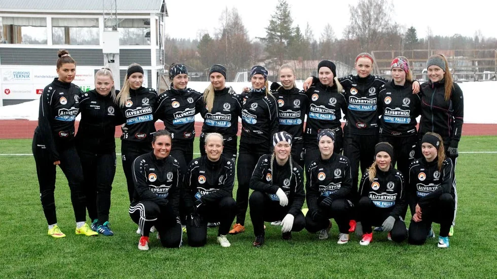 Älvsbyns lag fick en bra start på säsongen med 3-1 mot Lira.
