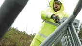 Mastrallare men inte en trallande mas utan en mastjobbare från Örebro. Från Norrbotten till Skåne har Göran Sundström från Bravida i Örebro varit och rest 3G-master för 3G-IS räkning.
FOTO: ANITA KJELLBERG