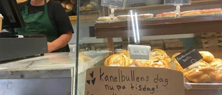 I Oxelösund firas bara kanelbullens dag – där går inga andra bakverk hem: "Vi säljer jättemycket mer"