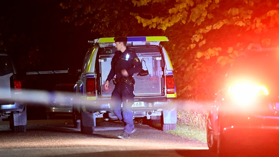 En man har häktats misstänkt för mordförsök sedan två personer skadats i Enköping. Arkivbild.