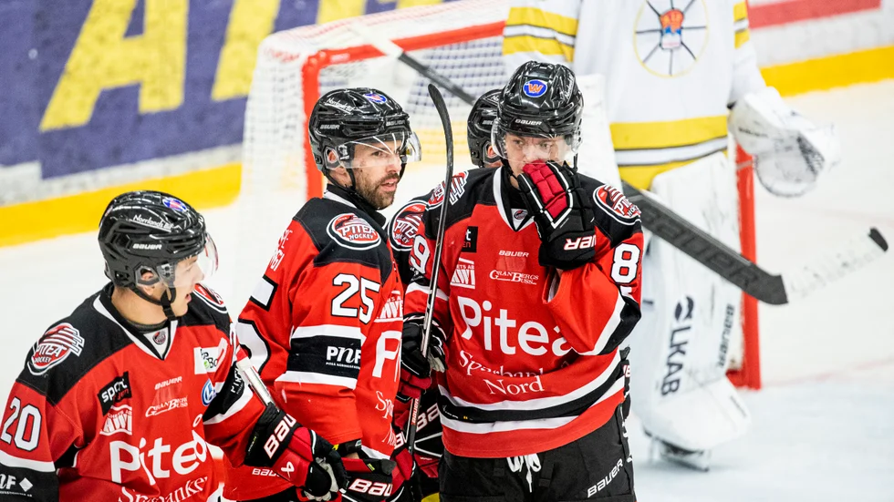 Oscar Nilsson, till höger, lånas in till AIK när laget möter Brynäs under lördagen