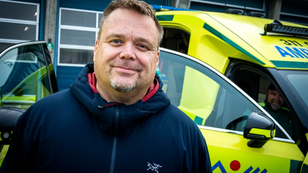 "Vi har precis haft möte och har hävt skyddsstoppet nu på ambulansen", säger Daniel Hällgren, skyddsombud ambulansen i Luleå på tisdagsmorgonen.