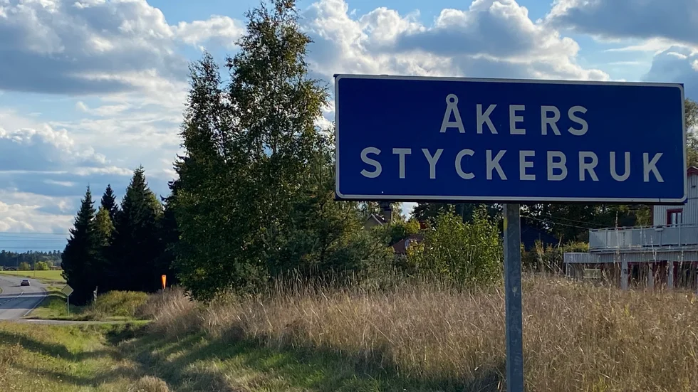 Polisen är intresserad av att komma i kontakt med personer som kan ha gjort iakttagelser i Åkers styckebruk under lördagskvällen och natten till söndag.