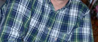 Knivdrama i hans kök