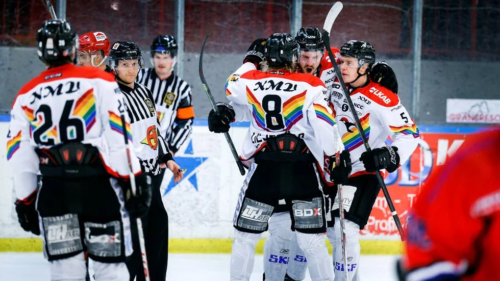 Vinnande vänding. Kiruna jublar efter den sköna kvalsegern i Övik.