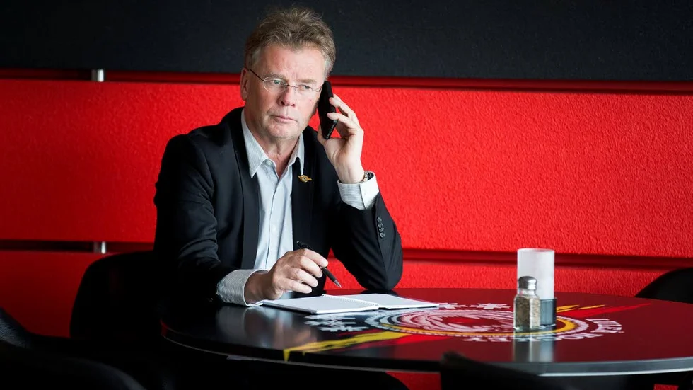 På väg bort? Tränaren Joakim Fagervall sägs vara förlorad för Luleå Hockey. Nu kommenterar Lars "Osten" Bergström uppgifterna.