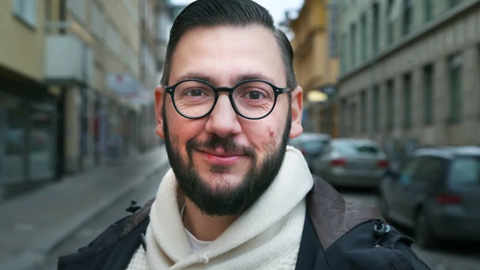 Ingen beröm. Det finns ingen som berömmer Sverige för det här utom Sverigedemokraterna, anser Muharrem Demirok.