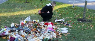 Ljusmanifestation för att hedra offren