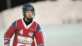 HT Bandy eller Kalix? Frågan är var Niklas Gälman spelar kommande säsong. Just nu tycks ingen veta varken ut eller in.