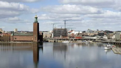 Även arbetare och tjänstemän i Stockholm behöver a-kassa, sjukförsäkring och en fungerande offentlig service.