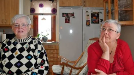 Tyra Norberg och Maj-Britt Eldståhl anser att det borde finnas resuser till en distriktsvård värd namnet.FOTO: K-L Sundqvist
