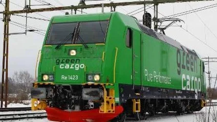 De nya loken har beteckningen Re och två lok ska klara att dra tåg som väger 3200 ton på den backiga och kurviga stambanan genom övre Norrland.  Foto: Pär-Johan Wedell