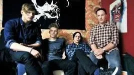 Hamngatan arbetar med sin första skiva. Från vänster: Rasmus Winblad, Lars Teglund, Nils Kejonen och Jakob Westerlund.