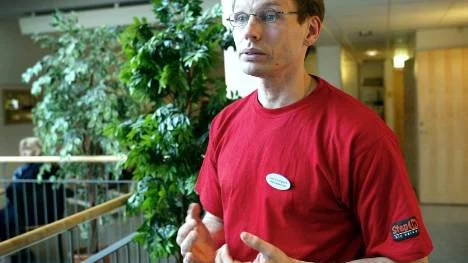 Luleå Baskets sjukgymnast Lars Lundgren hoppas på slutspelslir för Frida Aili.