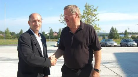 Micael Selini till vänster blir ny klubbchef efter Ingemar Ek. Efter elva år inleds en ny epok inom Bodens BKs fotboll.