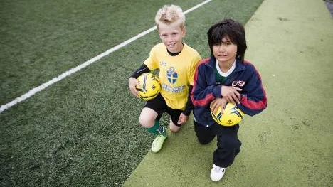 Tom Wårell och Kevin Sandström är jongleringsskungar.