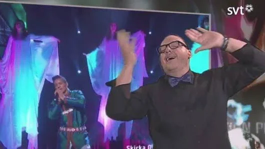 TeckenspråksartistenTommy Krångh hjälper fint när Mello-saknaden blir för svår.