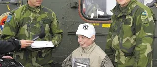 Sebastian belönas av försvaret