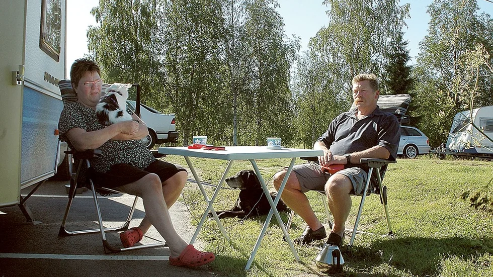 Hans och Ann-Sofie Hedström valdeVägverkets rastplats i Keräsjoki som övernattningsplats.