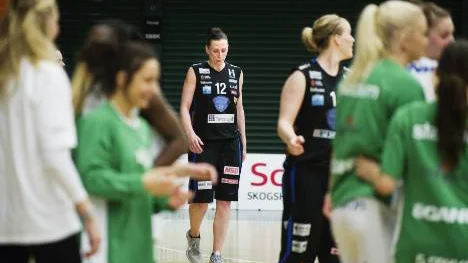 Tunga steg. Anna Barthold var besviken efter matchen.