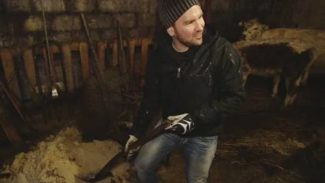 Student Consultings vd Tobias Lindfors är med i "Den hemligen miljonären" i Kanal 5 i kväll.