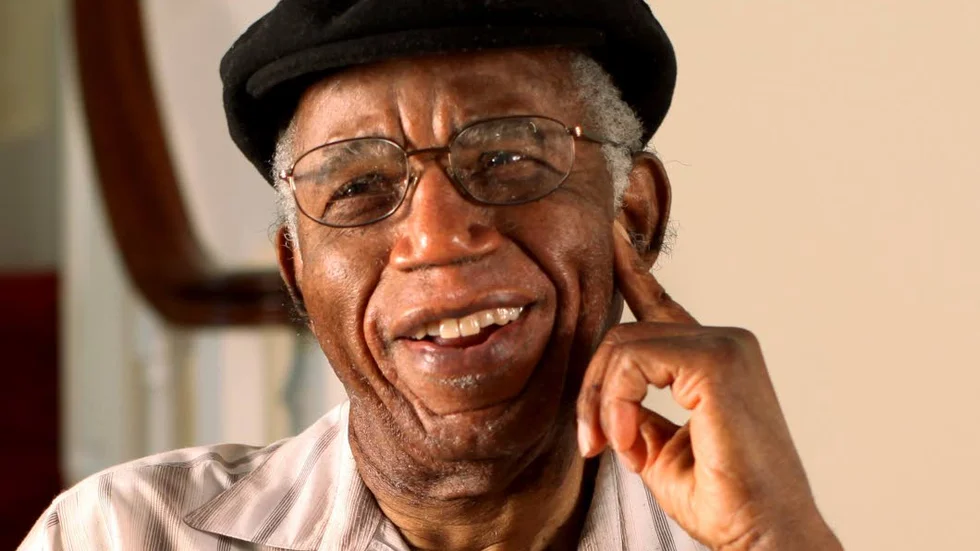 Chinua Achebe.
