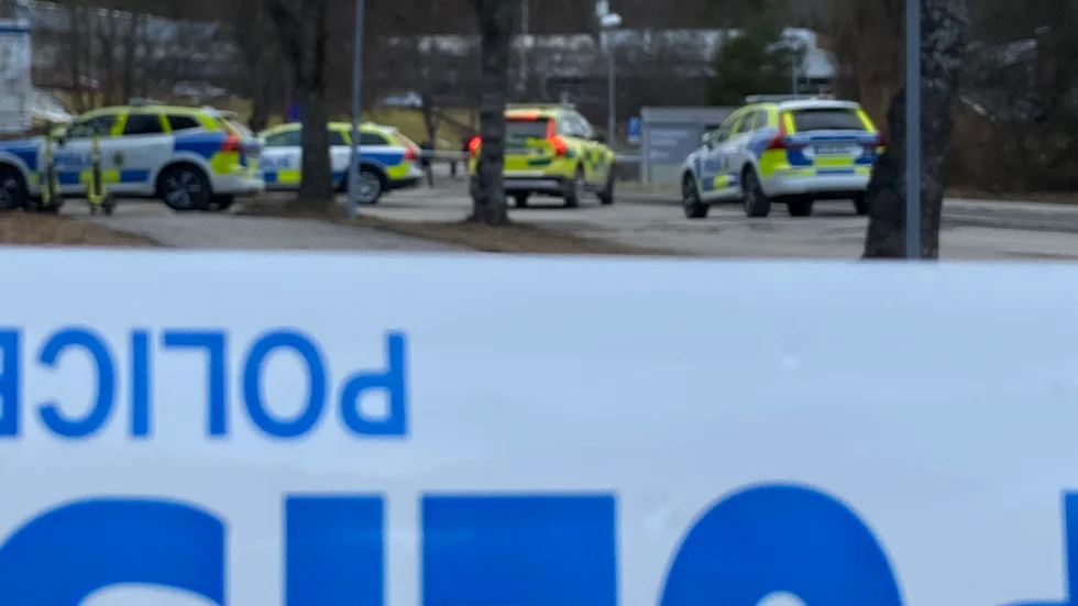 Vi sände live från insatsen vid Rekarnegymnasiet på skärtorsdagen.