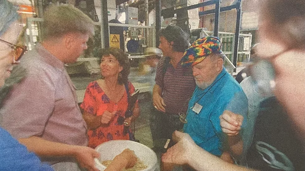 Ur Katrineholms-Kurirens arkiv från augusti 1997. Amerikaner gjorde studiebesök på Forssjö bruk för att lära sig mer om deras produktion av bränslepellets. 