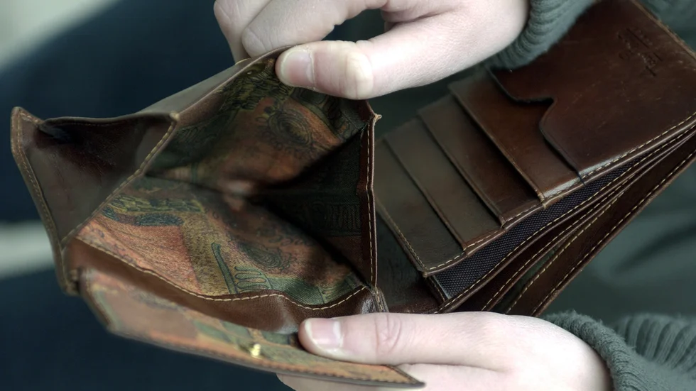 De med lägst inkomster förlorar inte lika mycket som de med högst inkomster när räntechocken i inflationsvågens spår trycker ned börs och bostadspriser. Arkivbild