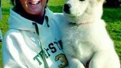 Eurasier. Camilla Andersson från Loftahammar med sin Polly som är 16 veckor. Polly är en Eurasier, en ras som kom till Sverige så sent som 1994.