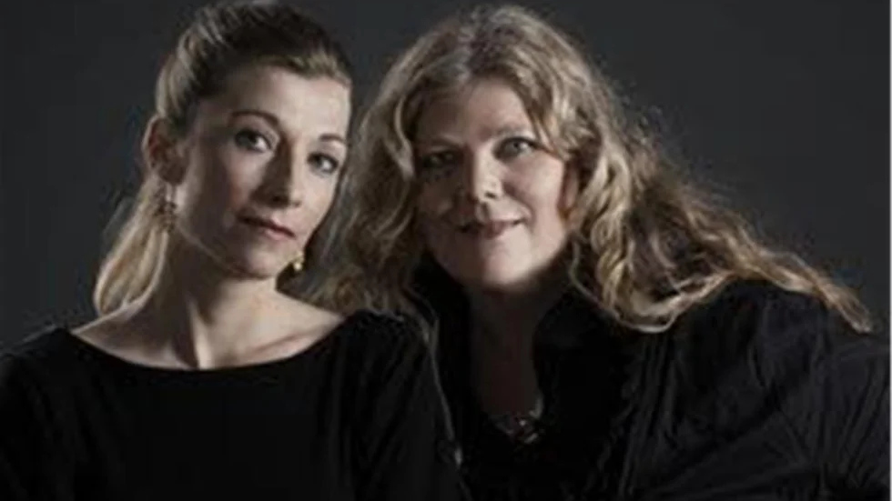 Agnete Friis och Lene Kaaberböl är nya stjärnor på deckarhimlen.