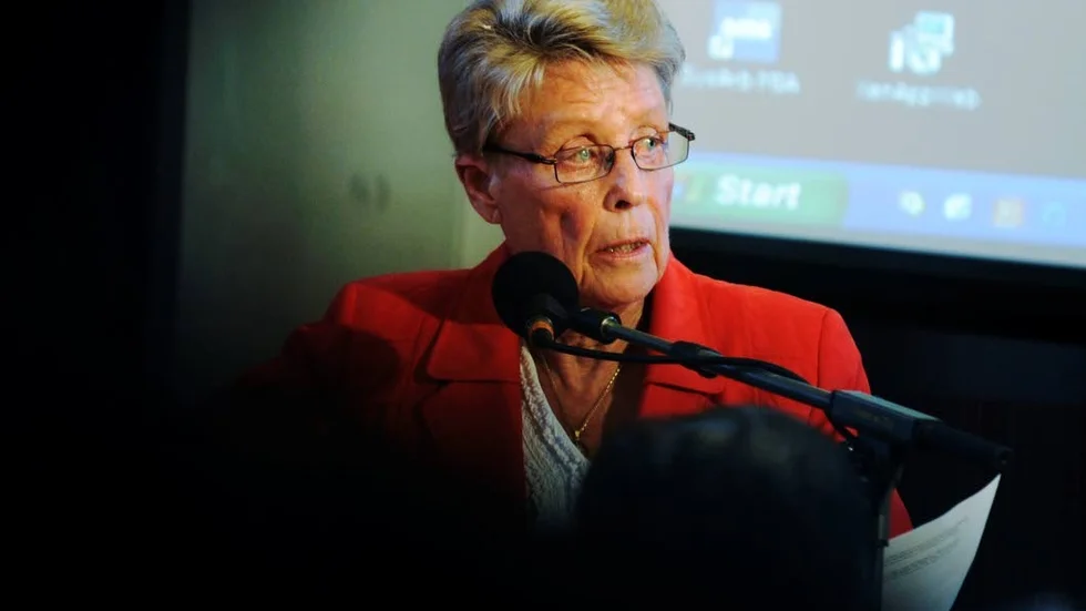 Segrade. Inger Wiman, tidigare S-politiker, fick rätt mot Västerviks kommun. Kammarrätten säger att det var fel att entlediga kommunstyrelsens ledamöter hösten 2012.