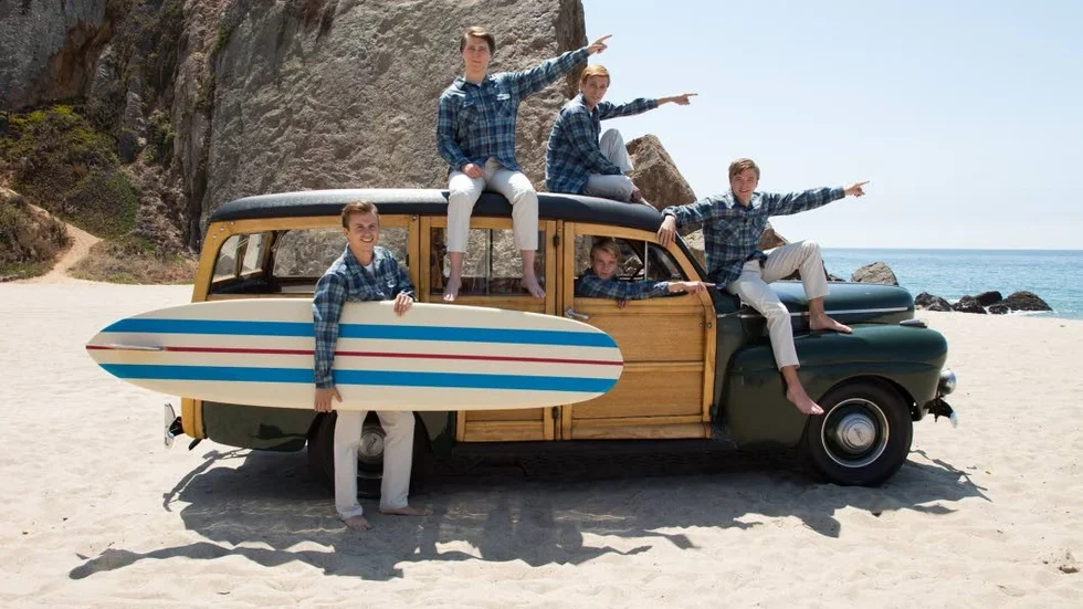 Beach boys. I "Love & mercy" skildras den sköre Brian Wilsons liv på ett intimt och känslofullt sätt. En del av filmen utspelar sig under 1960-talet, då hans Beach Boys firar triumfer.