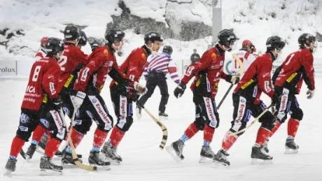 Det blev ytterligare en tung förlust för Tjust när laget föll ikapp med snön i Målilla.  Arkivfoto: Karin Hertz