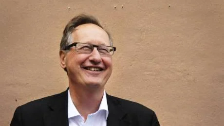 Ulf Nilsson, ordförande för KLT är glad. Nya tåg på Tjustbanan var en bra idé, fler tar tåget och resenärerna är mycket nöjda, visar en ny undersökning.Foto: Karin Hertz