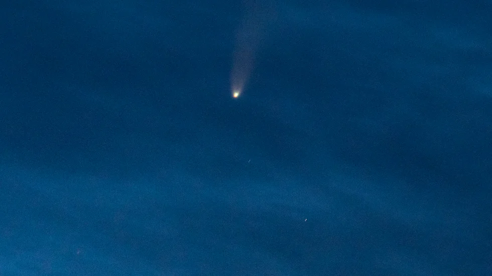 Man kunde se kometen Neowise med blotta ögat under natten mot tisdagen.