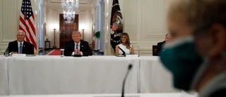 Trump vill öppna skolor – pekar på Sverige