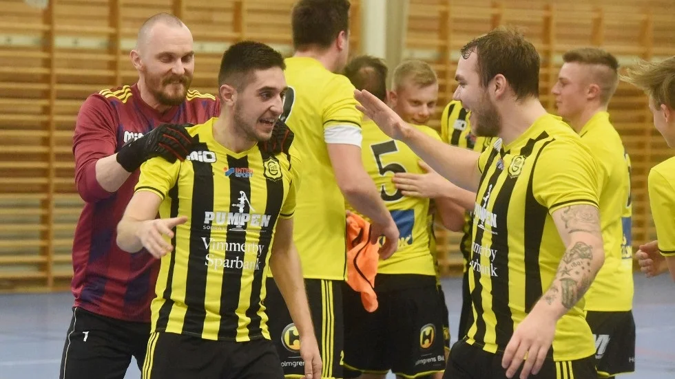 Haris Dreco lämnar Gullringens GoIF efter 1,5 säsong i klubben. Istället blir det spel i Vimmerby IF.